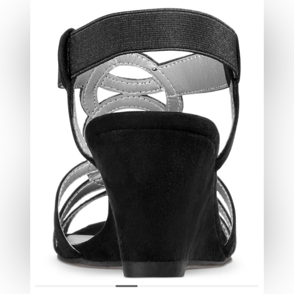 Karen Scott Denice Wedge Sandals - Picture 6 of 7